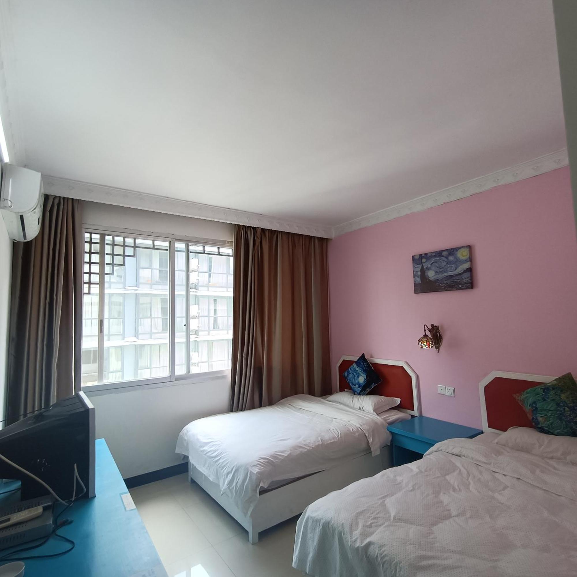 Yangshuo How Flowers Hostel מראה חיצוני תמונה