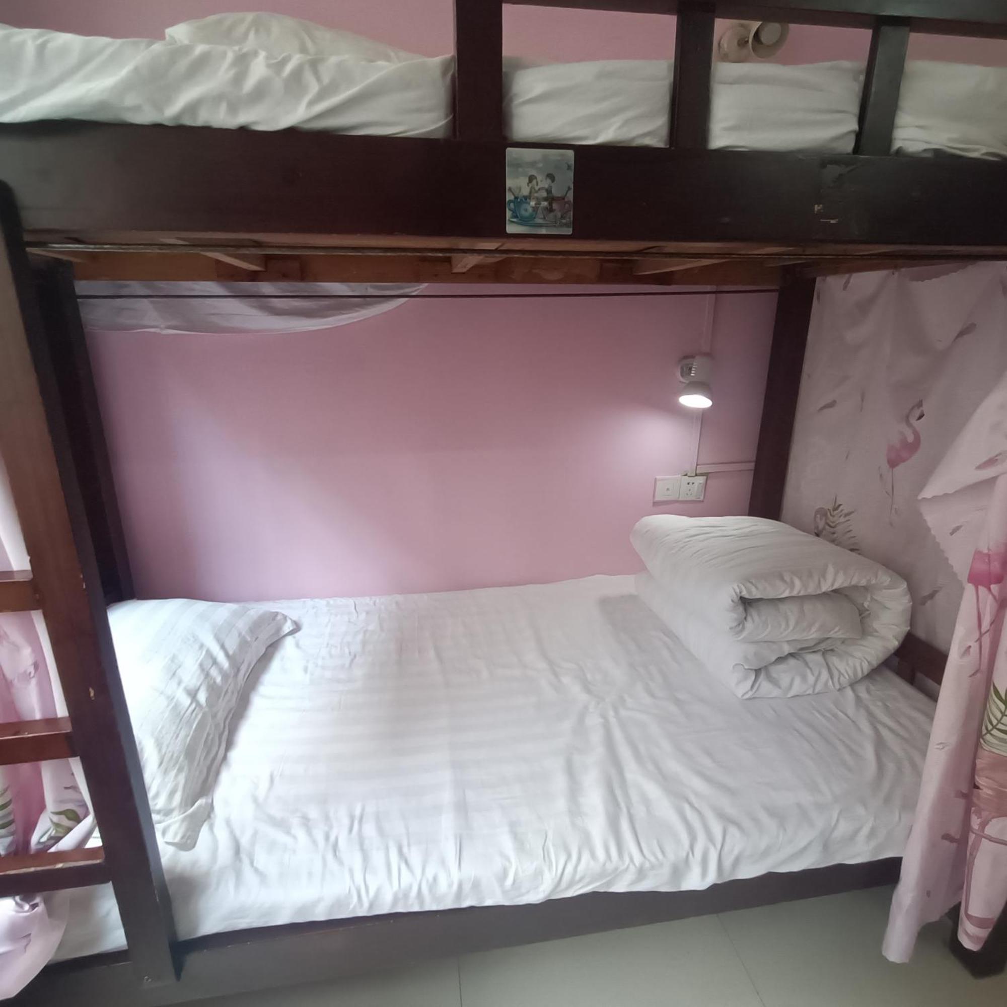 Yangshuo How Flowers Hostel מראה חיצוני תמונה