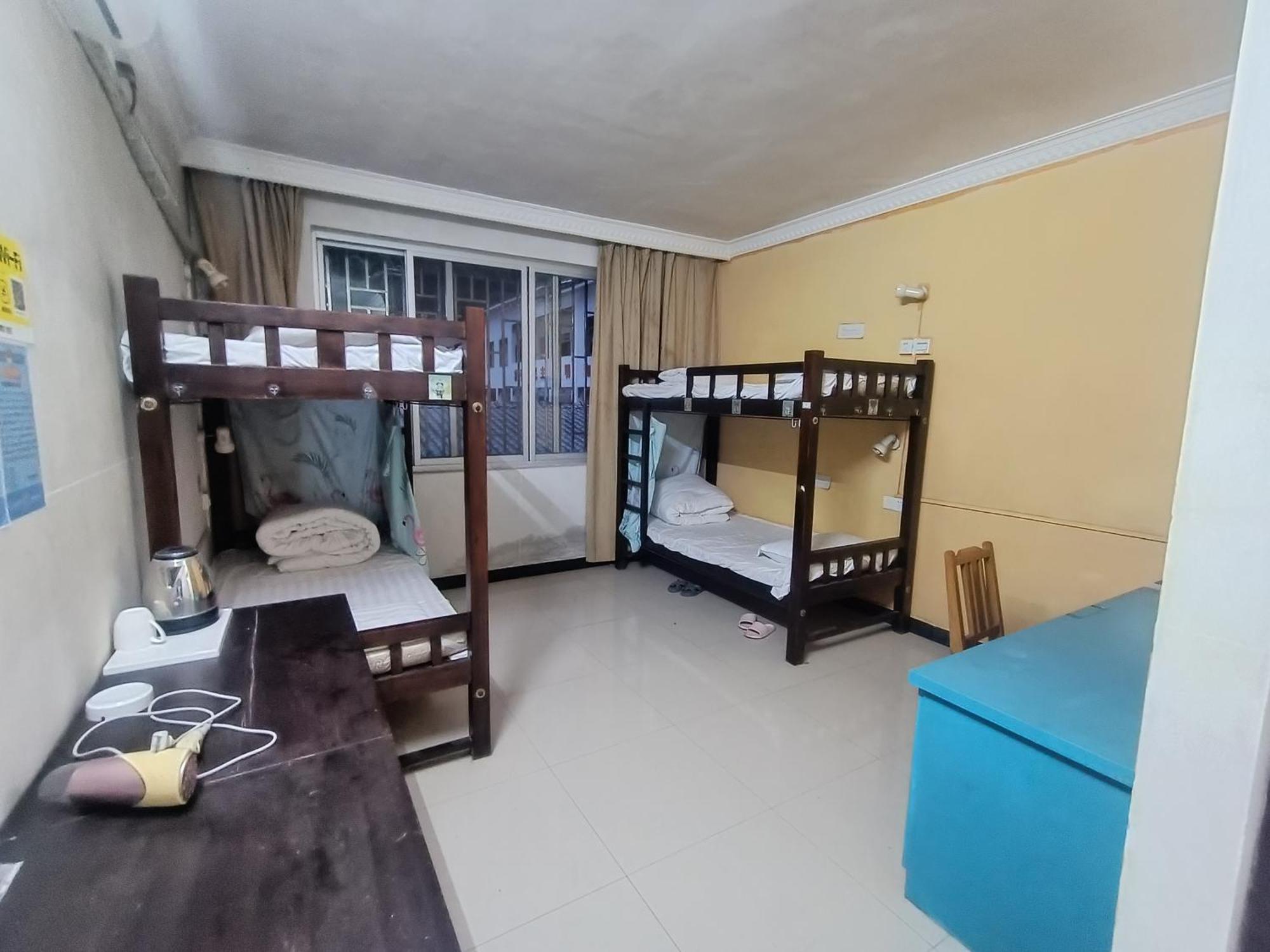 Yangshuo How Flowers Hostel מראה חיצוני תמונה