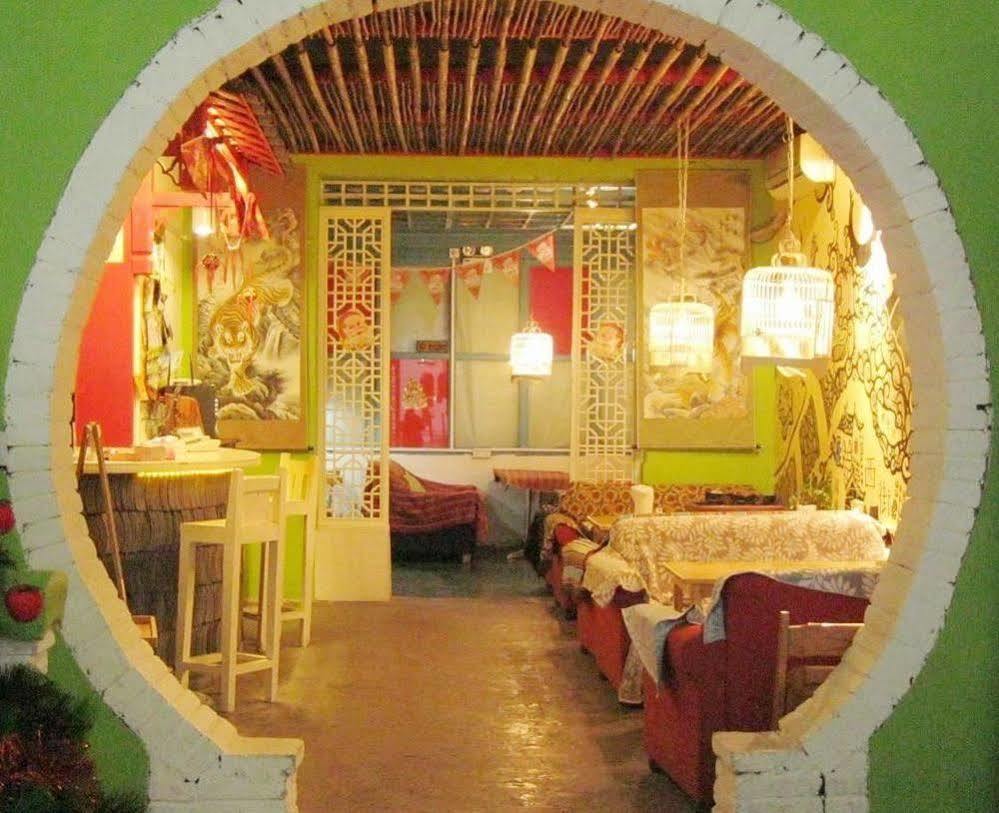 Yangshuo How Flowers Hostel מראה חיצוני תמונה